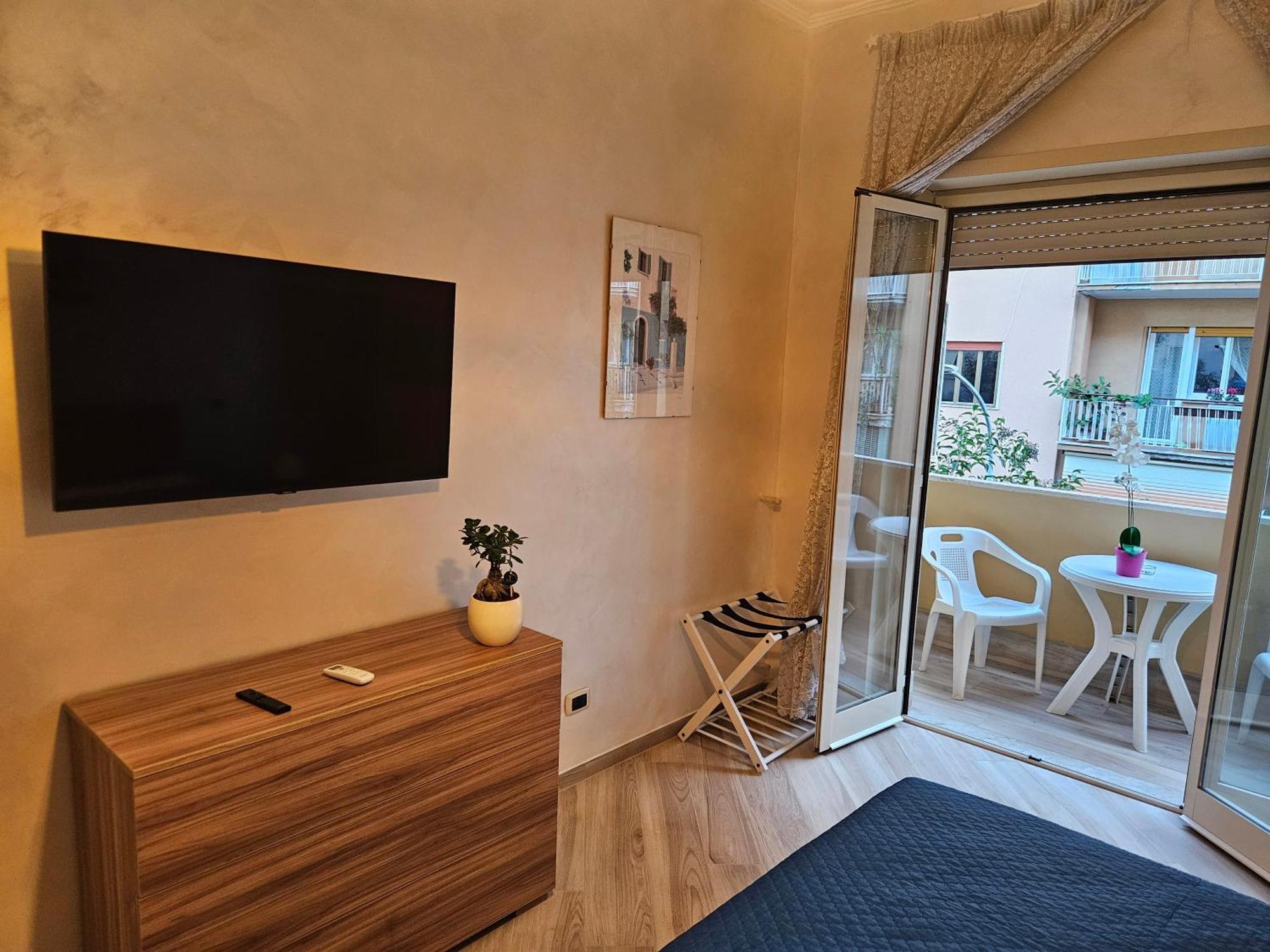 Mary House Apartment Рим Екстериор снимка